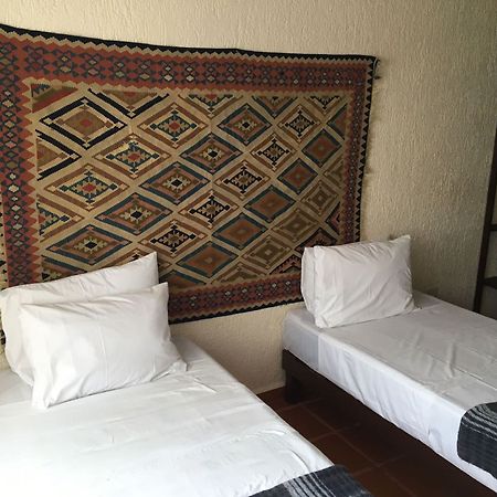 Hostel Kaana 4 You Cancun Exterior photo